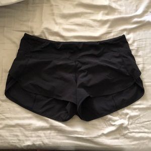 Lululemon speed short black size 8. EUC